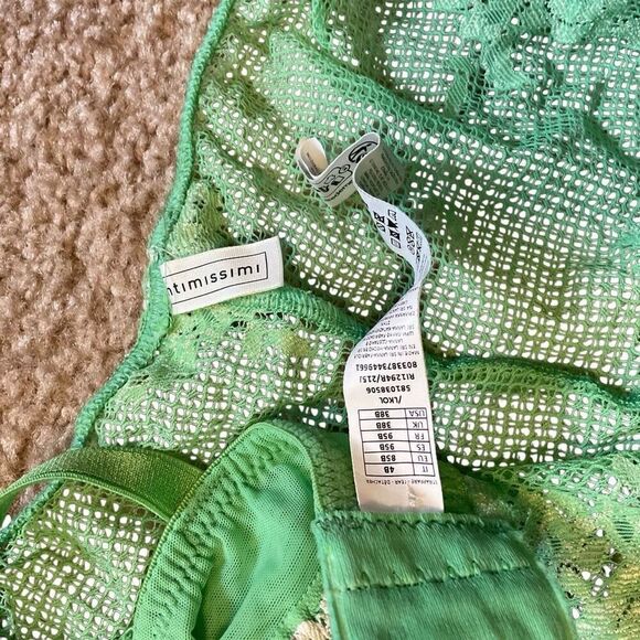 Intimissimmi green lace Pretty Flowers Sofia Balconette Bra and bottoms - Picture 7 of 8